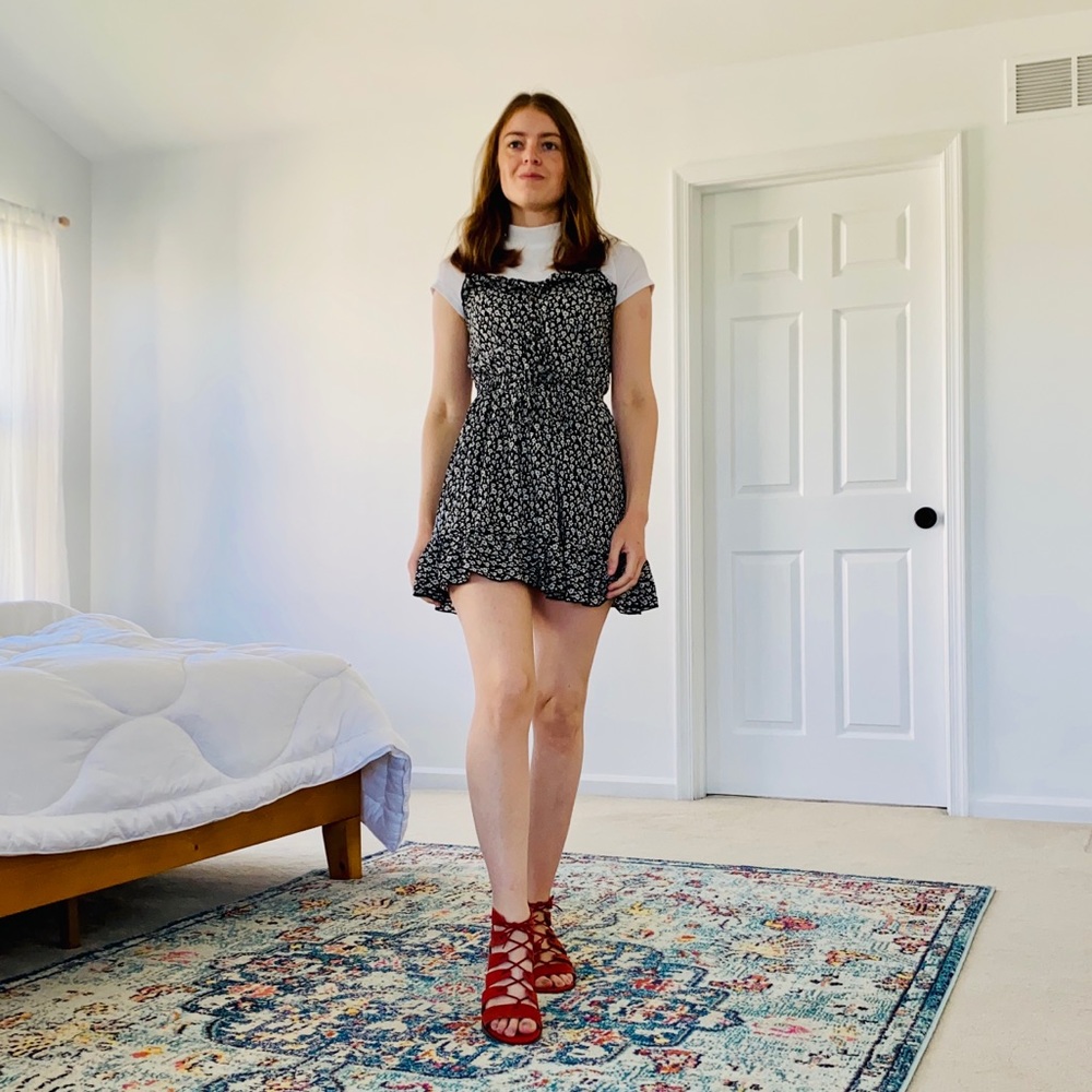 Forever 21 Floral Dress - size S